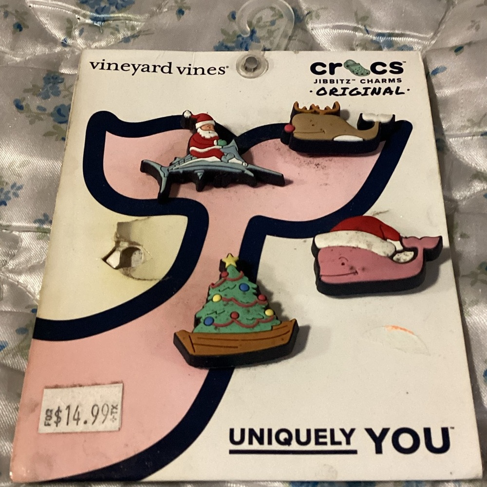 NWT 4pc. Vineyard Vines for CROCS Holiday Jibbitz Charms Set